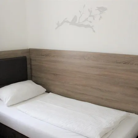Otel Ulmer Spatz 2*